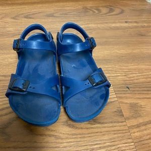Kids Birkenstock’s size 30
